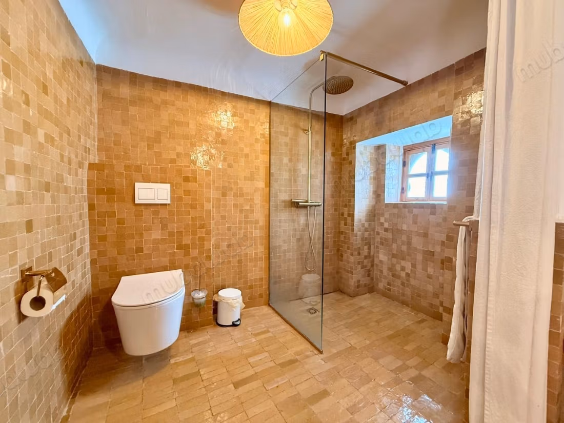 Gerestaureerde Riad 3 Slaapkamers Te Koop in Bab Ghmat VE26264