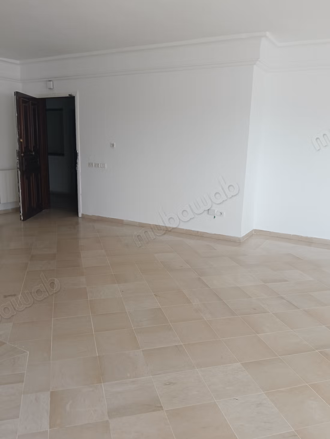 Appartement vide spacieux