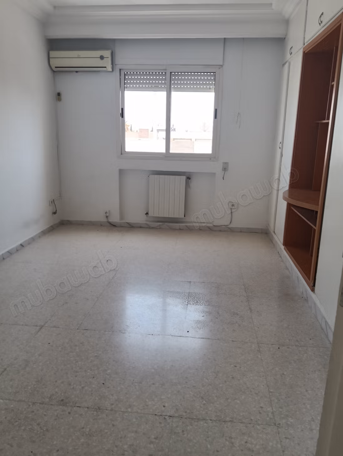 Appartement vide spacieux