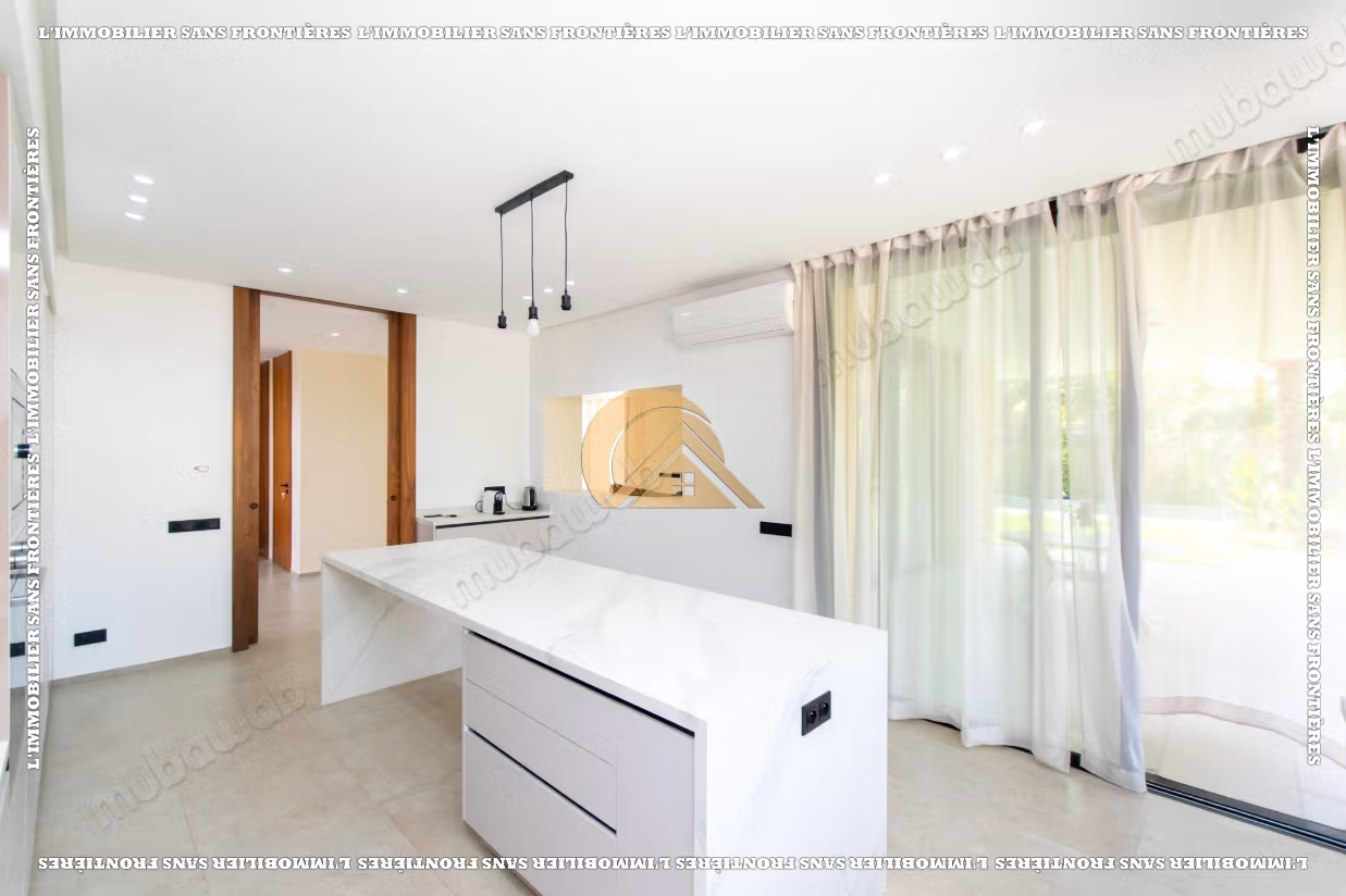 Villa meublée à louer au Golf Noria avec piscine privée