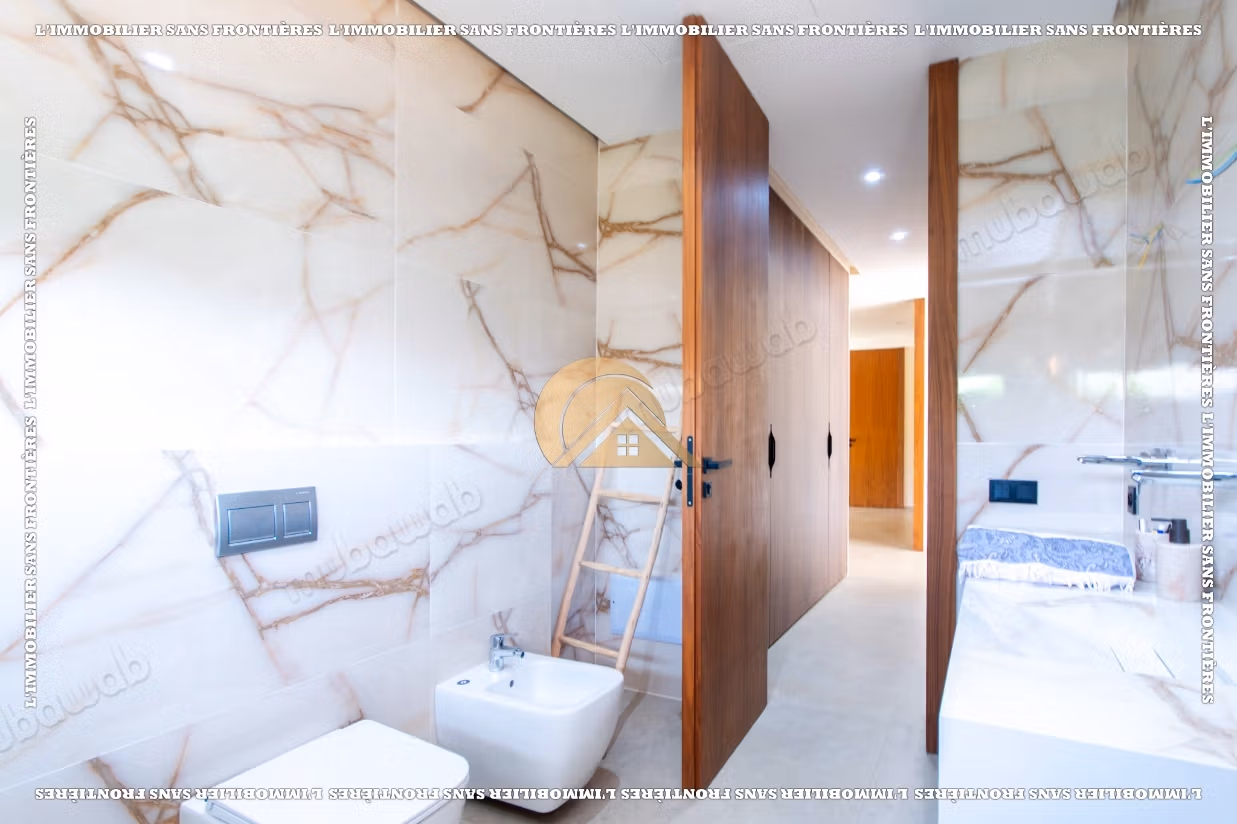 Villa meublée à louer au Golf Noria avec piscine privée