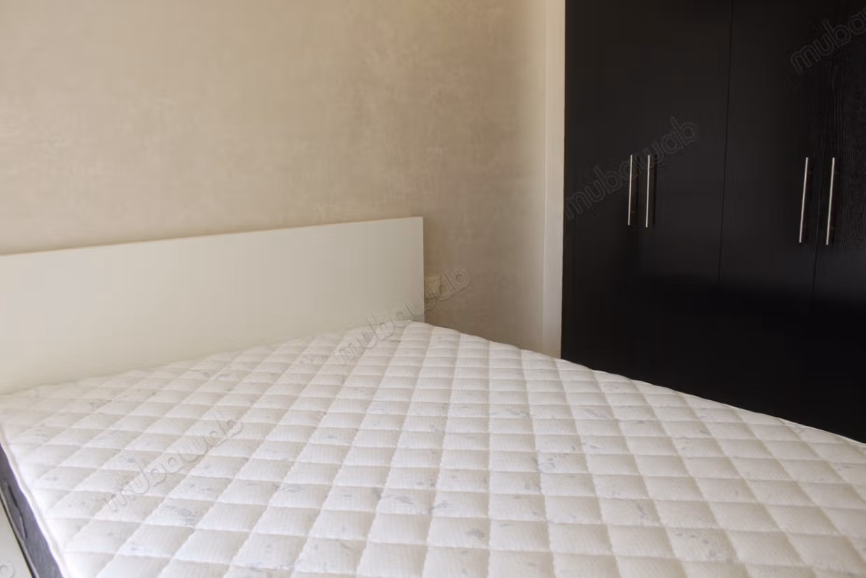 Sublime studio neuf avec jardin privatif