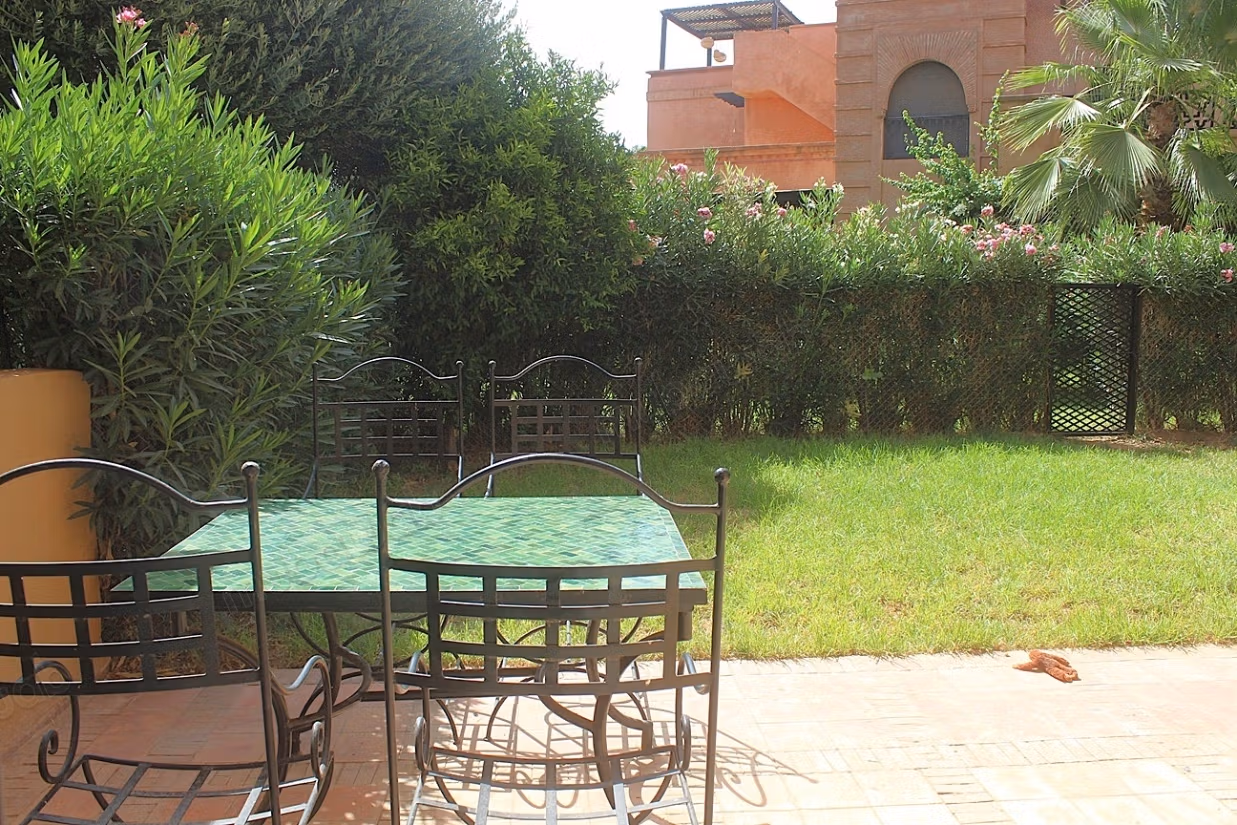 Sublime studio neuf avec jardin privatif