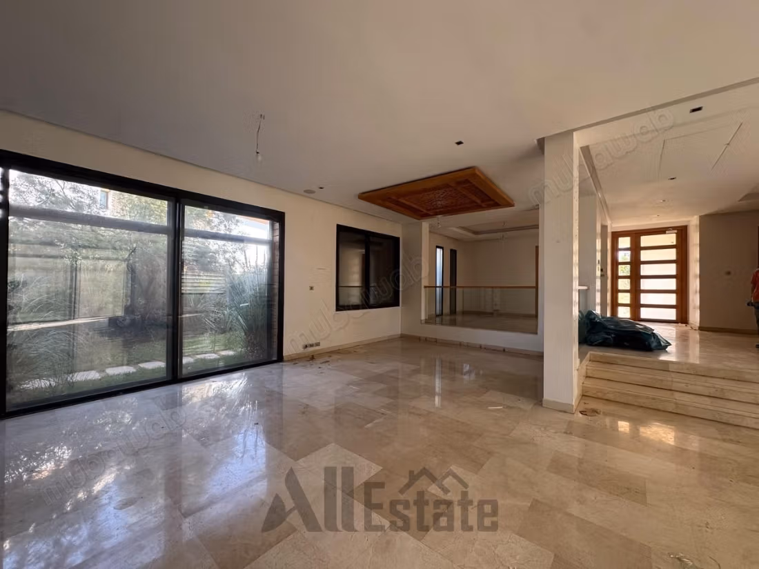 Empty villa for rent CGI Bouskoura Green City