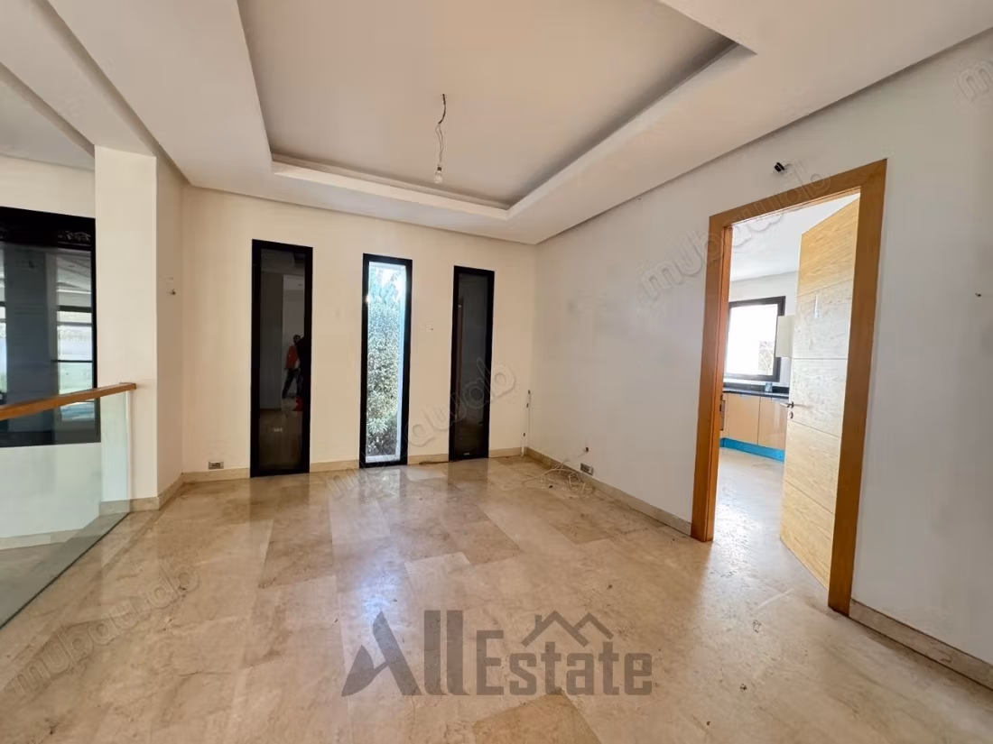Empty villa for rent CGI Bouskoura Green City