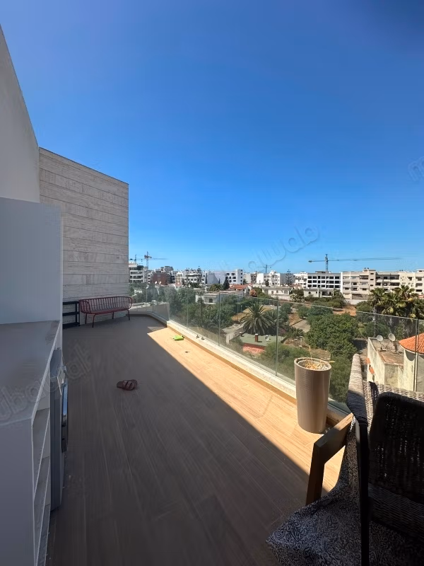 Apartment for sale in Ferme Bretonne Hay Arraha. Area 124 m². Traditional Moroccan living room, secure residence