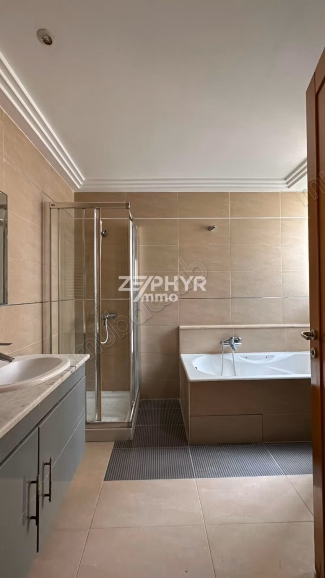 A louer villa S4 à Ain zaghouen nord