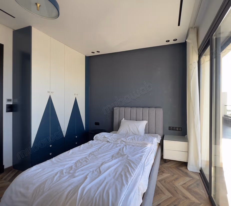 Villa a 3 FACCIATE con vista mare a NOUINOUICH