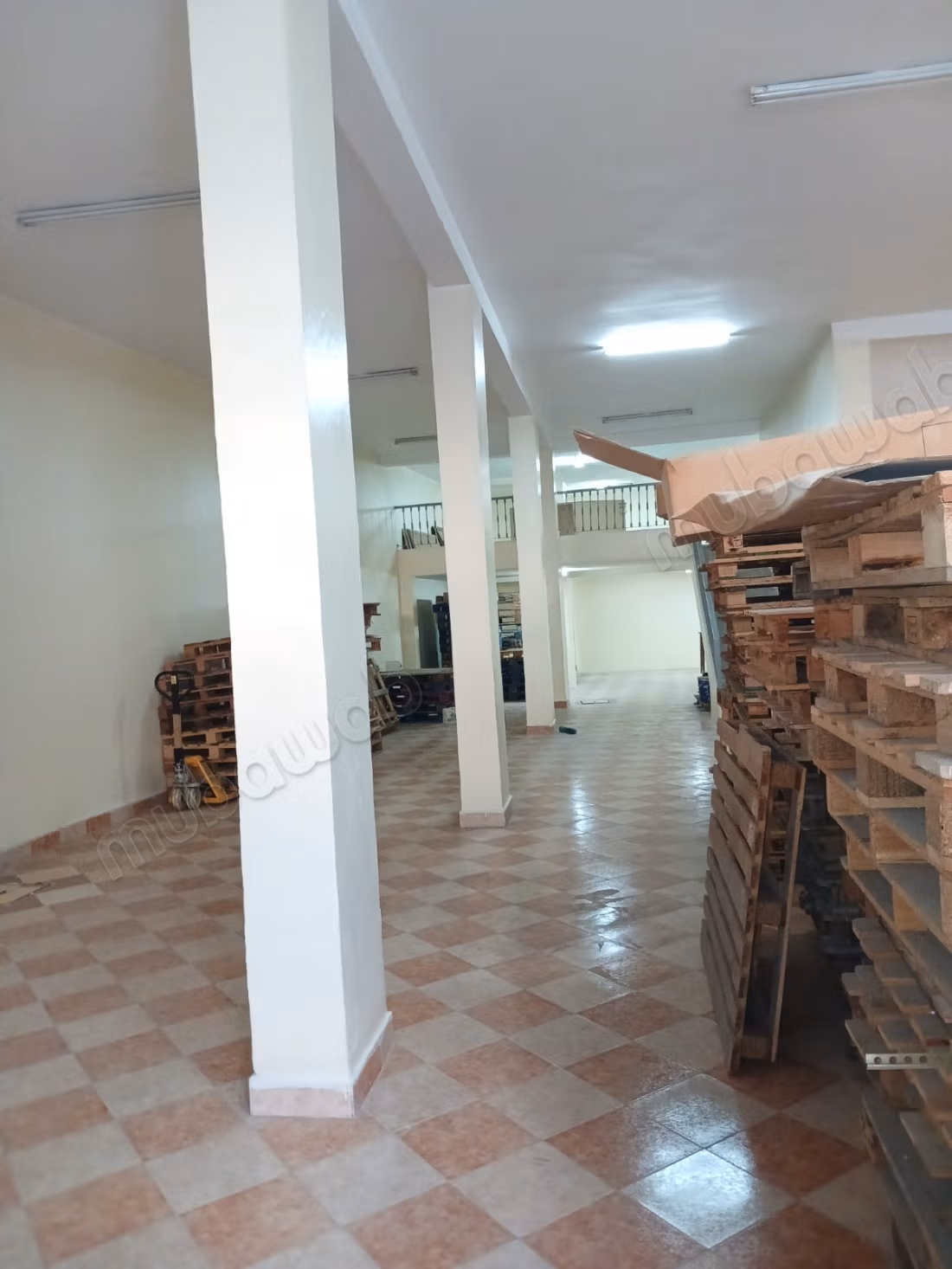 Commercial space for rent very good location