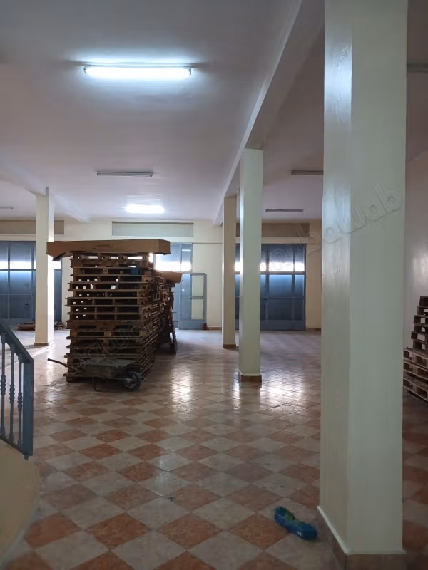 Local commercial a louer tres bon emplacement