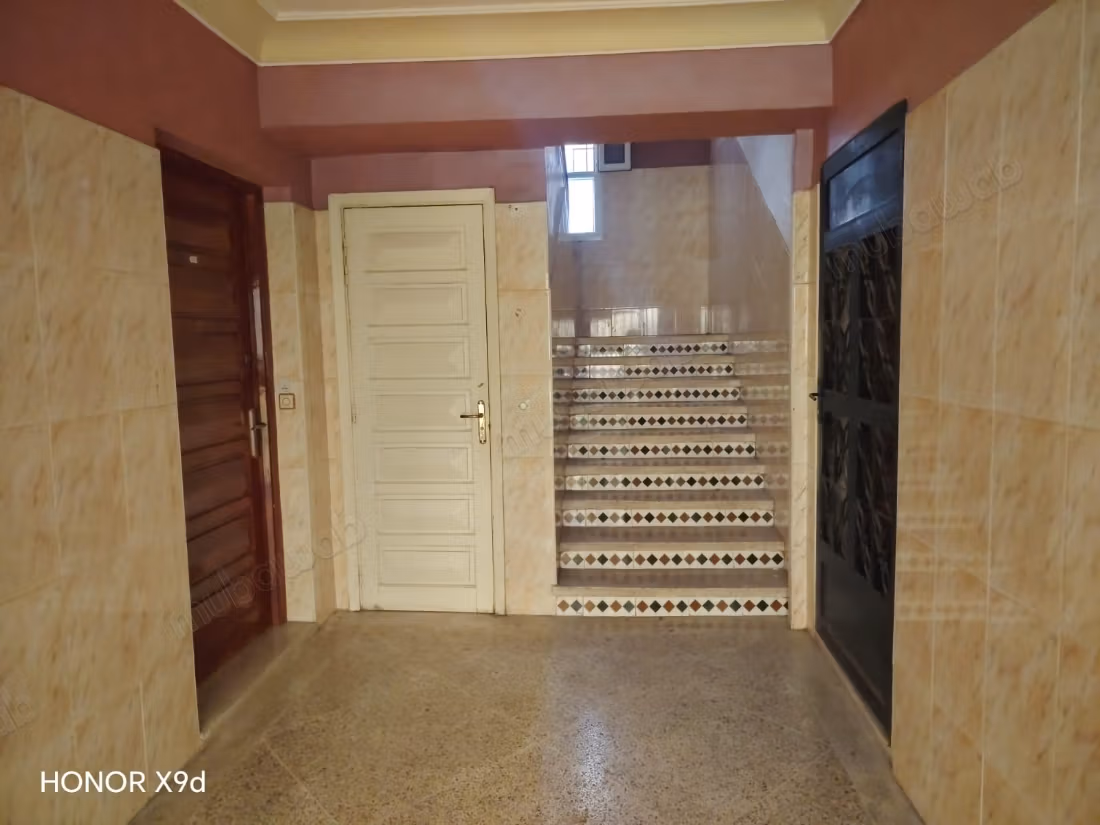 Joli appart meuble ain sebaa res chabab 4000 dh