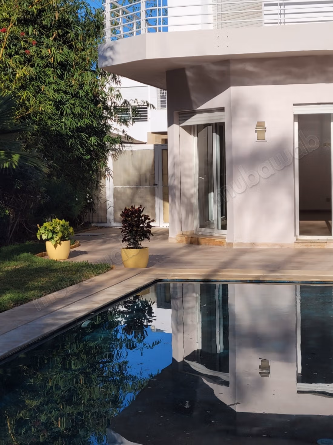 Location belle villa Californie piscine jardin