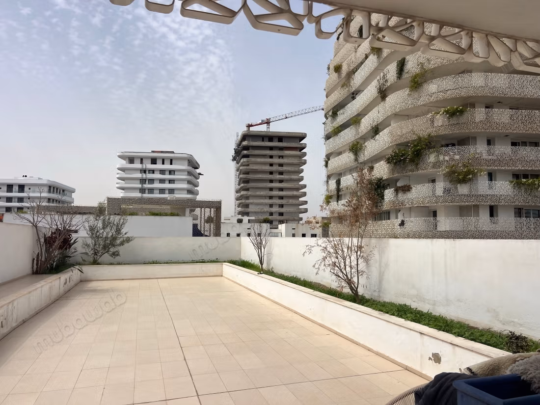 CFC EXCLUSIVITY - Apartment with rooftop