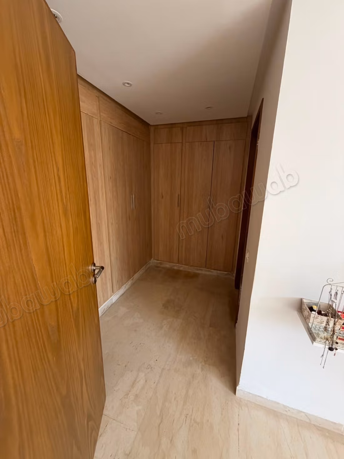 2en1 Villa jumelée avec RDJ indépendant
