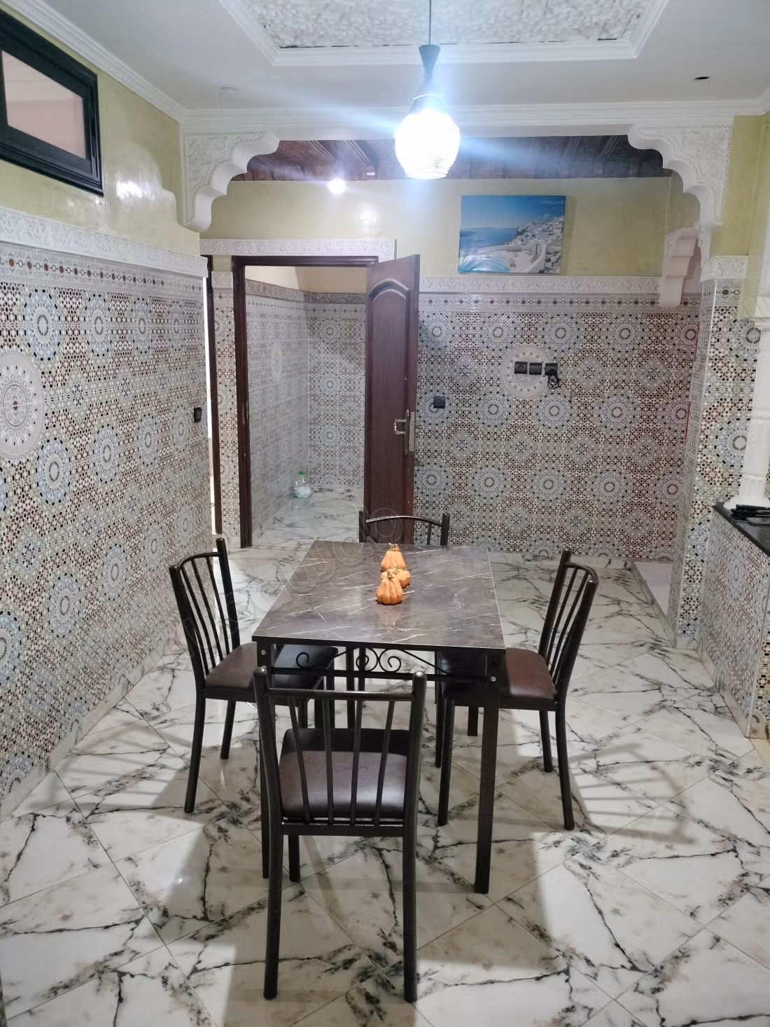 Appartamento in affitto a Ain Mezwar. Superficie 100 m². Arredato