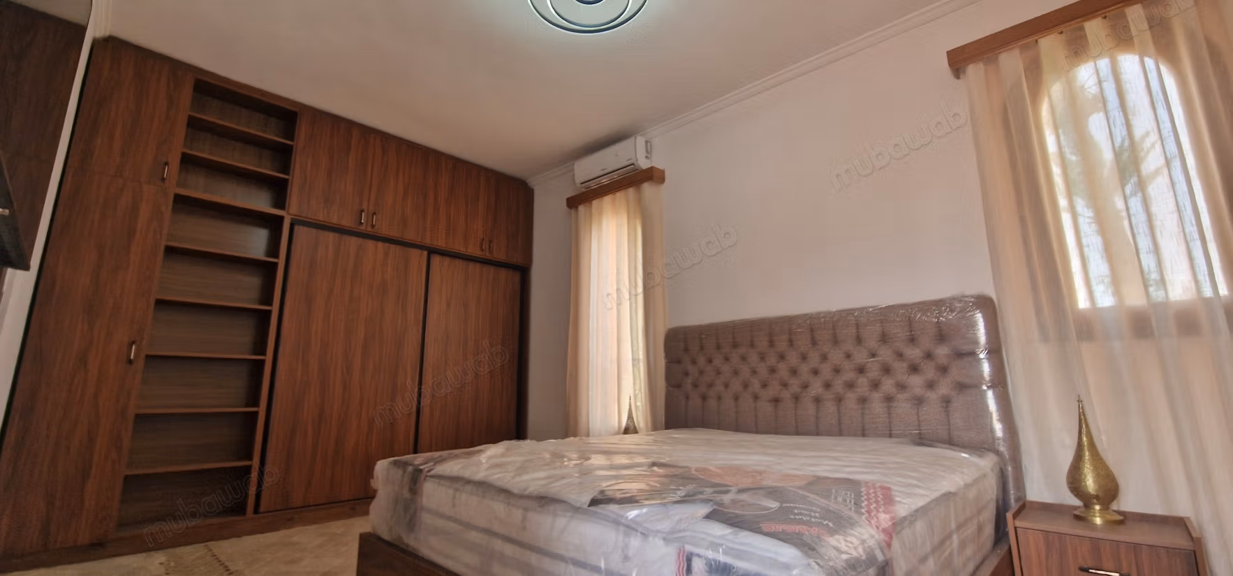Bellissimo riad in affitto a Ennakhil Palmeraie. 4 grandi stanze. Arredato