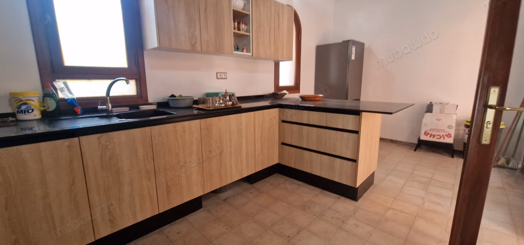 Bellissimo riad in affitto a Ennakhil Palmeraie. 4 grandi stanze. Arredato