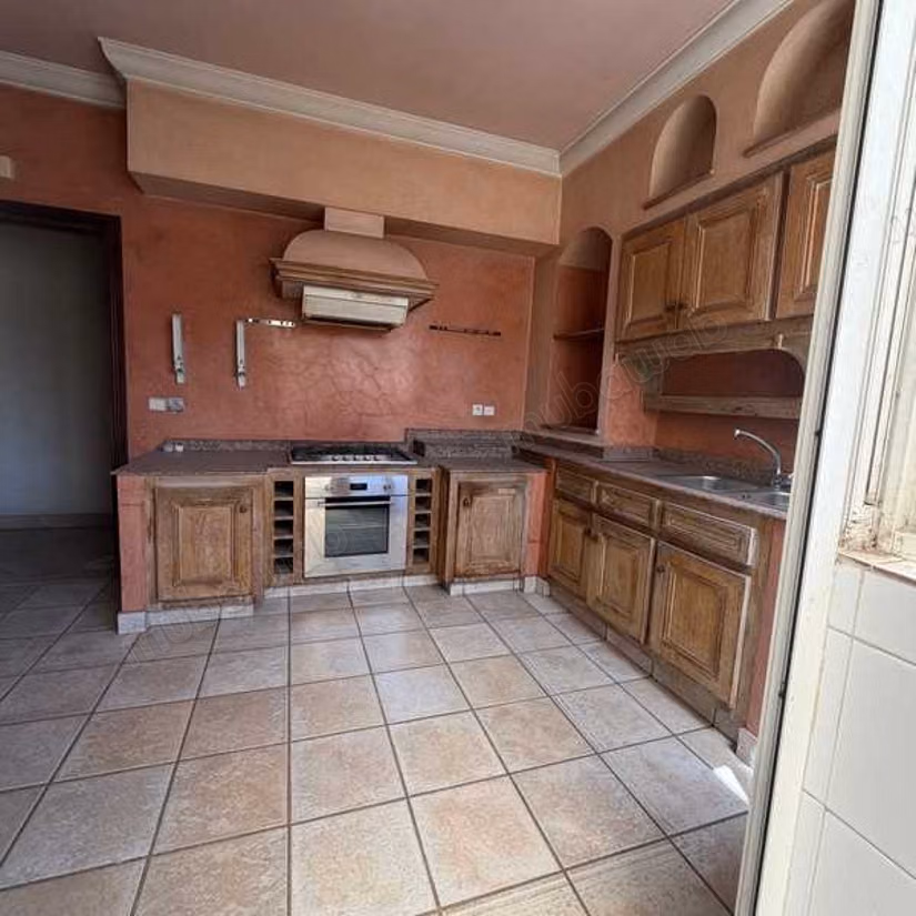 Appartamento in Vendita di 204.0 m² a Casablanca, Triangolo d'Oro
