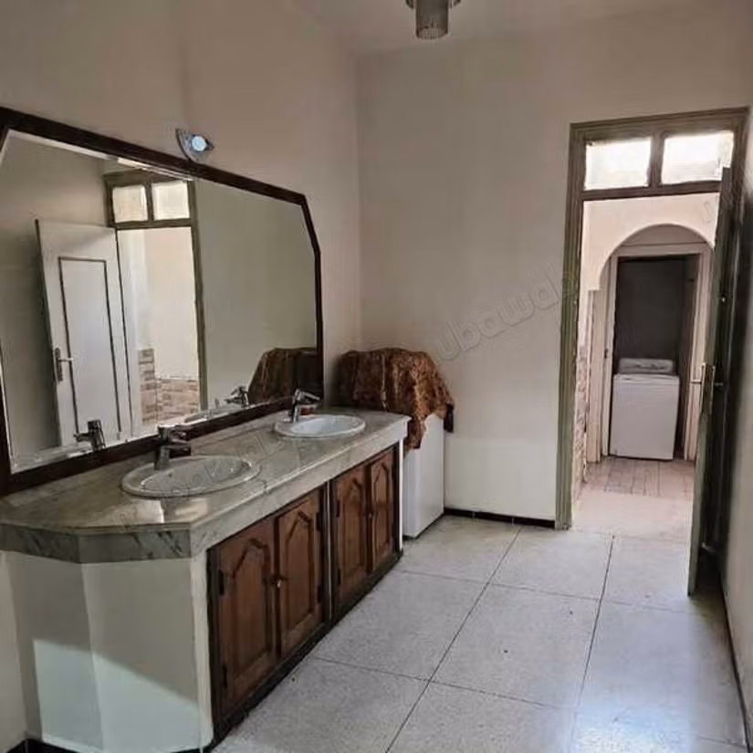 Villa te Koop van 273,0 m² in Casablanca, Fida