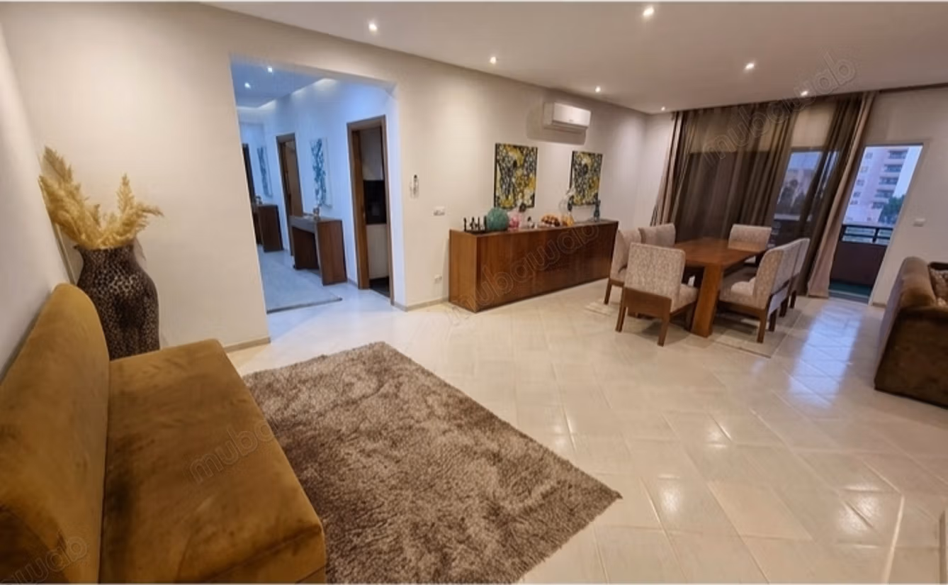Superbe appart de 3 chambres, terrasse hivernage