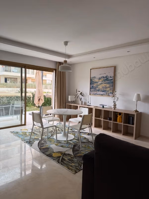 Appartement à louer à Hay Ach chbanat. 
2 pièces. 
Bien meublé