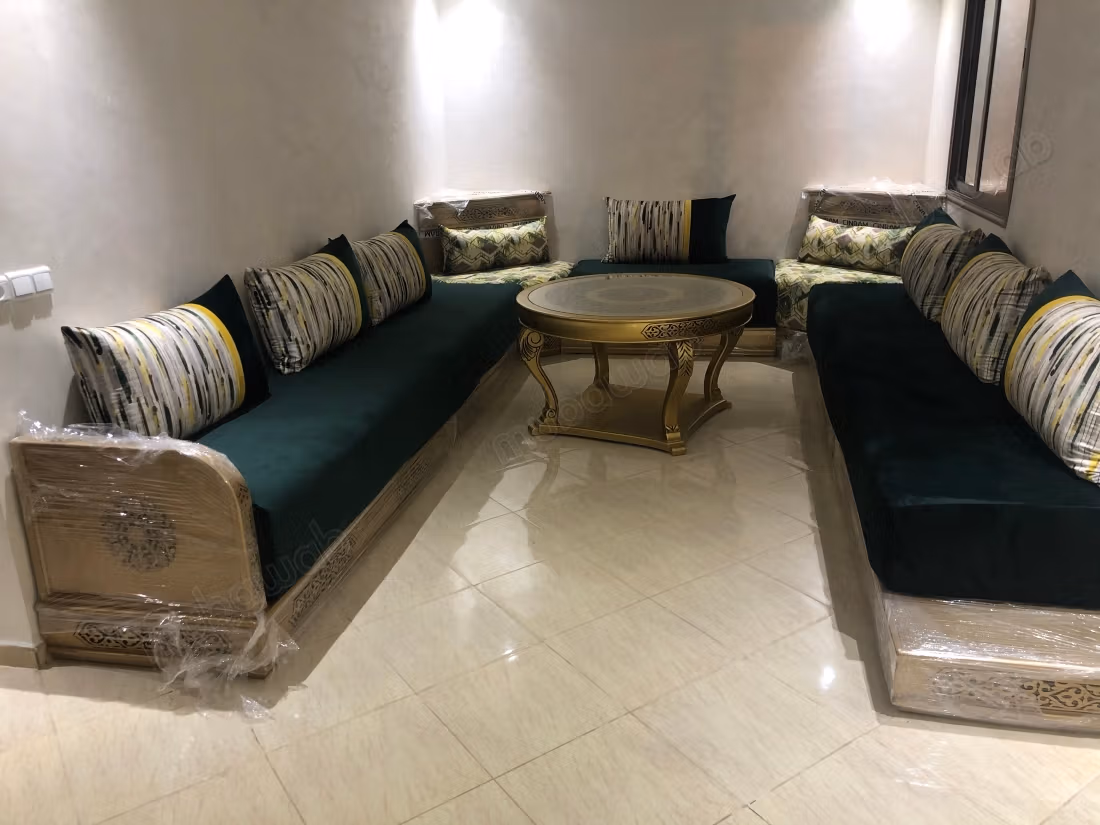 Apartments for rent at Oued Cherrat beach. 2 beautiful rooms. Satellite dish and solid and excellent door