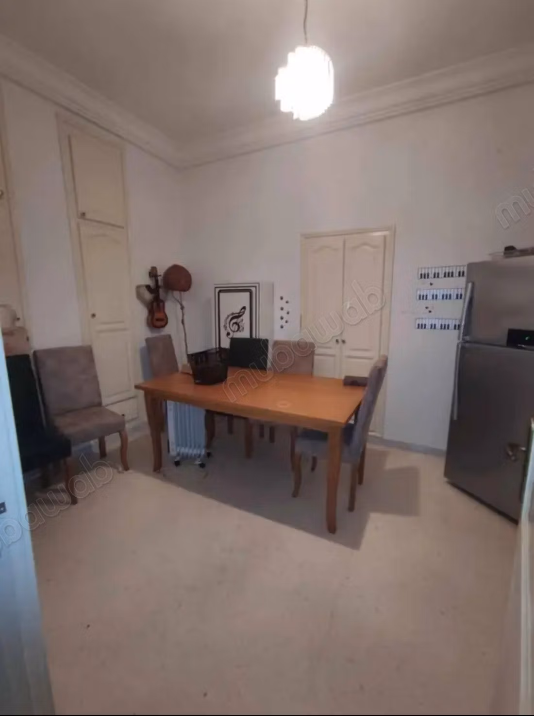 Superbo appartamento in affitto a Tunisi. Superficie totale di 100 m². Ben arredato