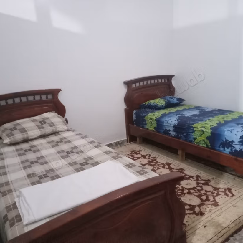 Appartementen te huur. 1 kamer. Uitzicht op de bergen en versterkte deur