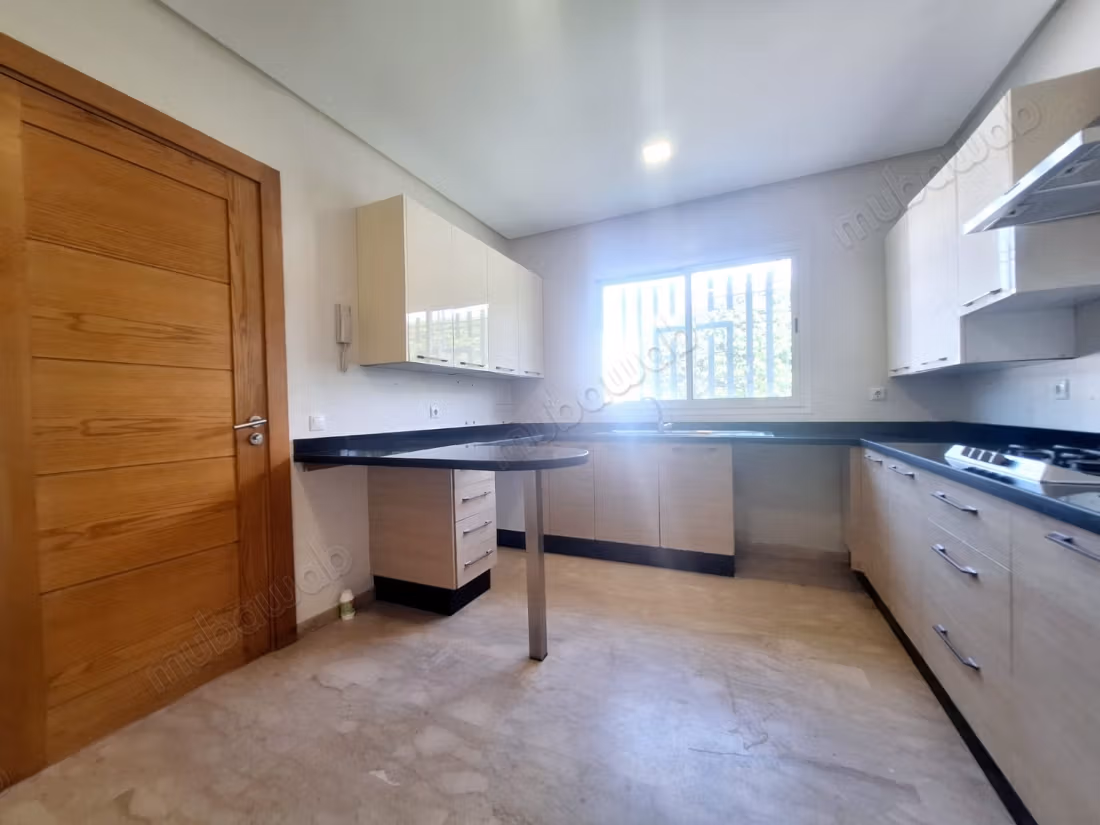 Bella villa 370 M2 Dar Bouazza residenza chiusa
