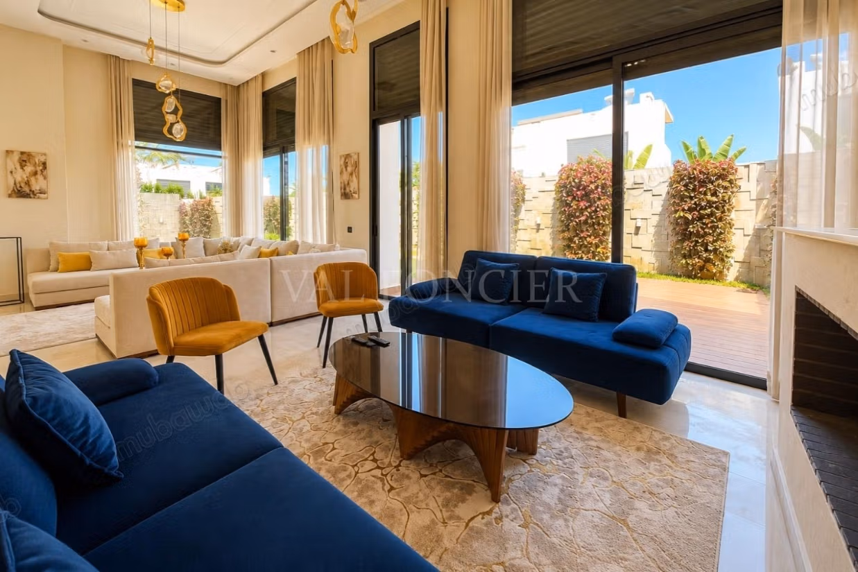 Villa moderna arredata con 4 camere e piscina – Dar Bouazza