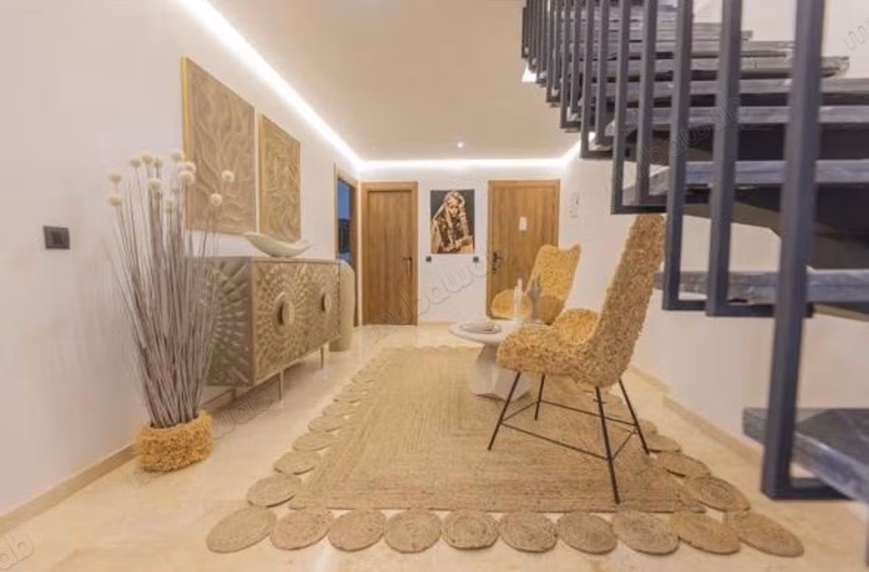 Apartment for sale in Samlalia. 3 bedrooms. Pool and concierge service