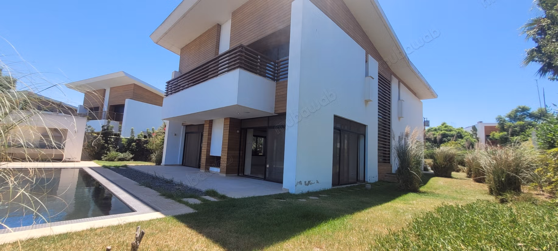 Villa d'exception à louer vide
