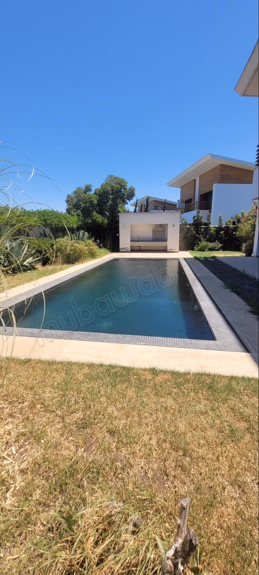 Villa d'exception à louer vide