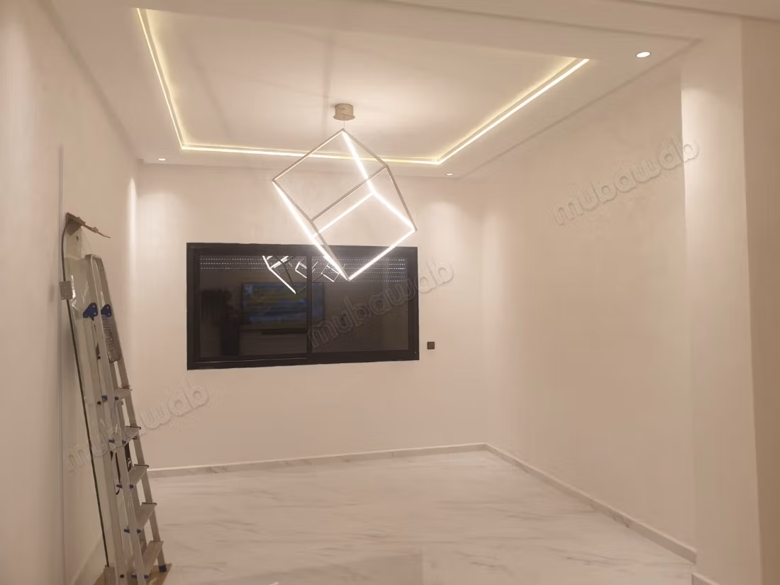 Apartment for rent in Harhoura. 3 cozy bedrooms. Pool and concierge service