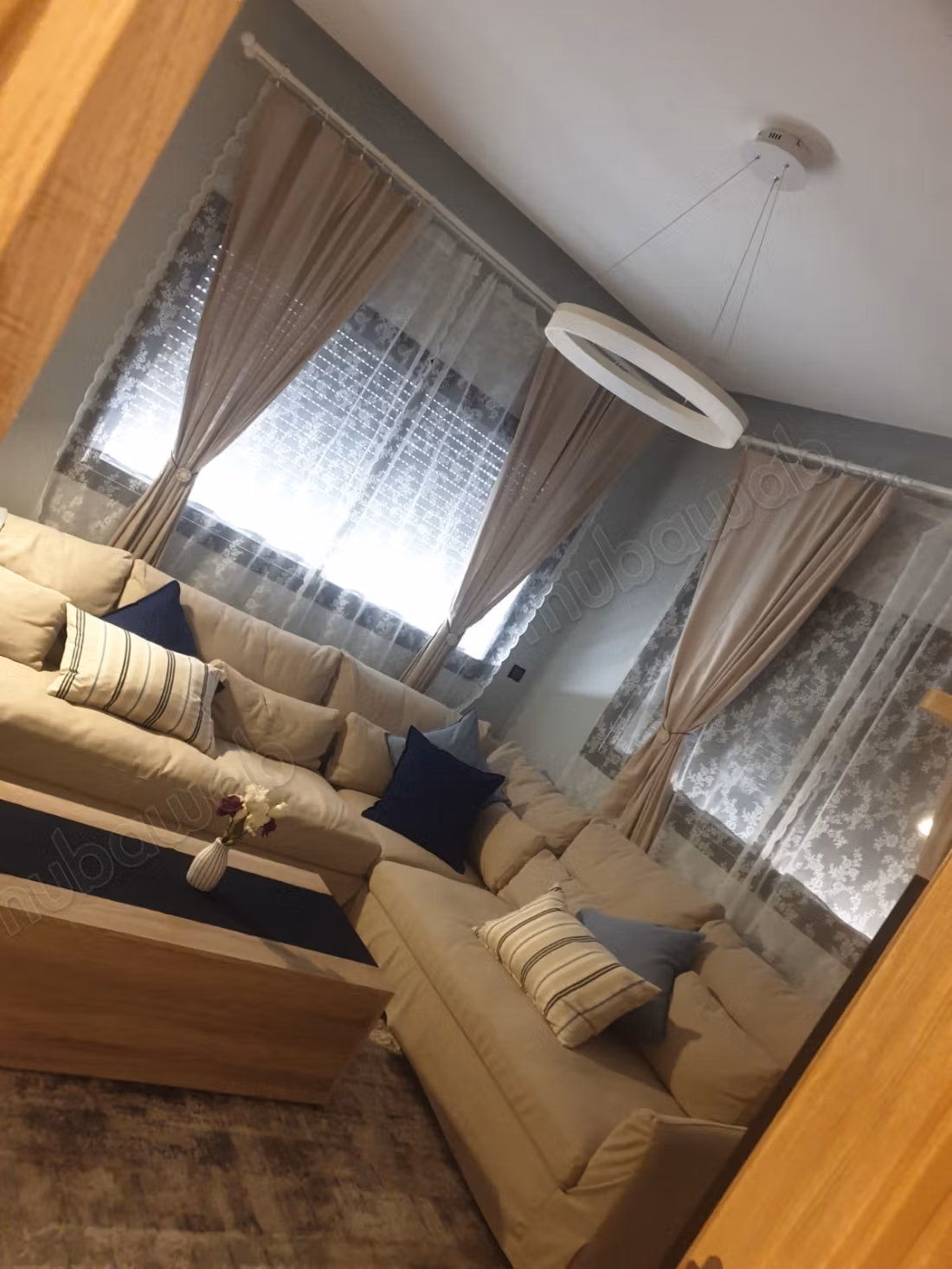 Apartment for rent in Harhoura. 3 cozy bedrooms. Pool and concierge service