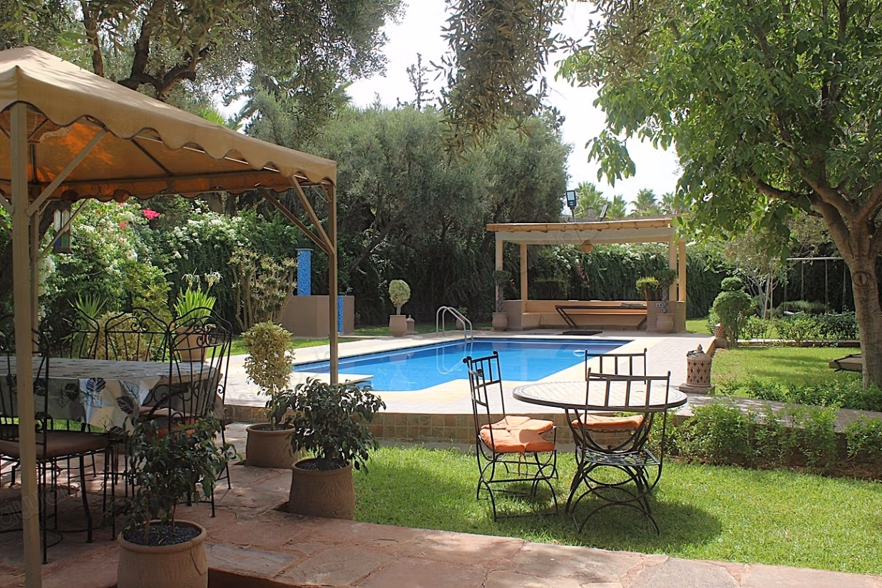 Charming house in a paradise garden