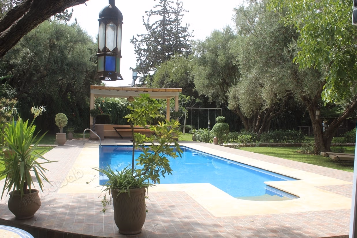 Charming house in a paradise garden