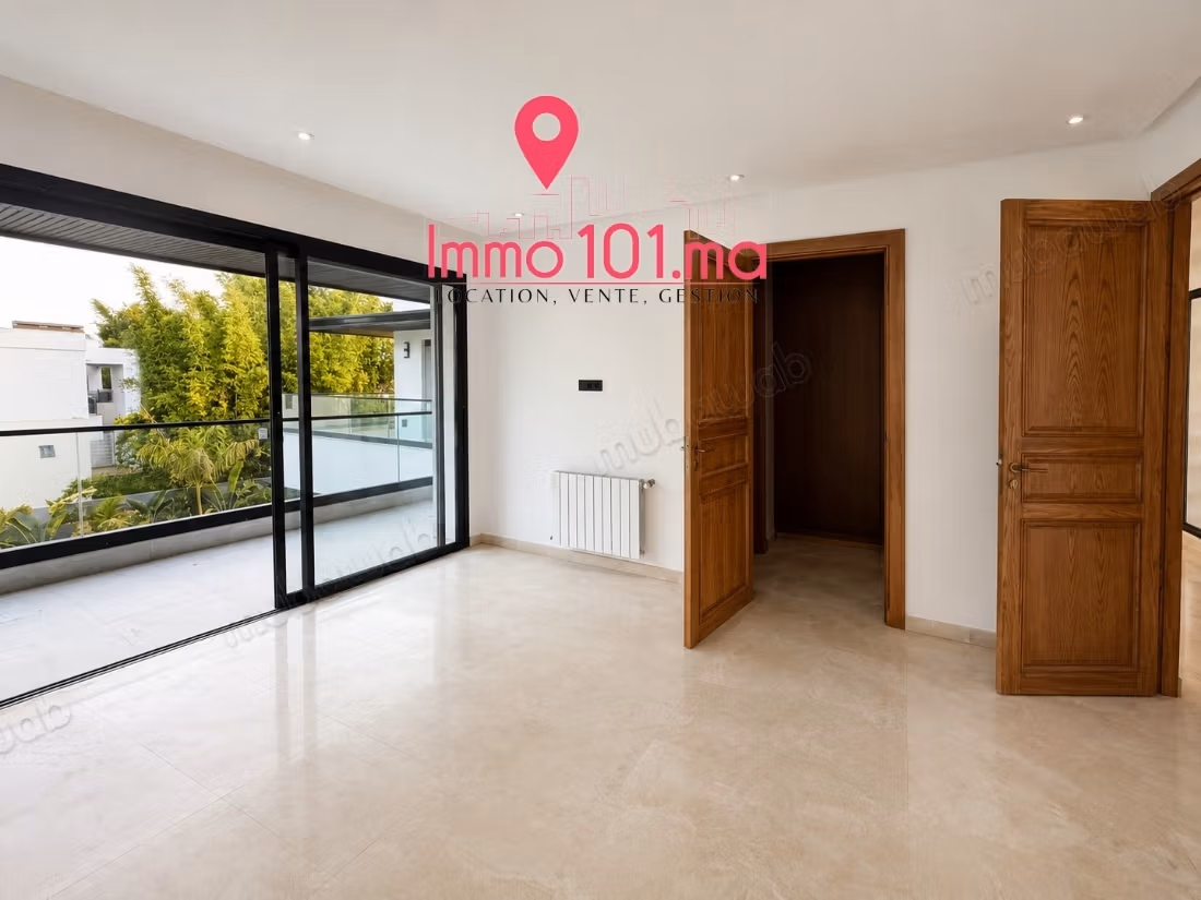 Location modern villa in Souissi