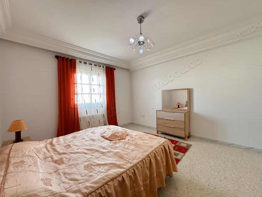 A loué appartement meublé