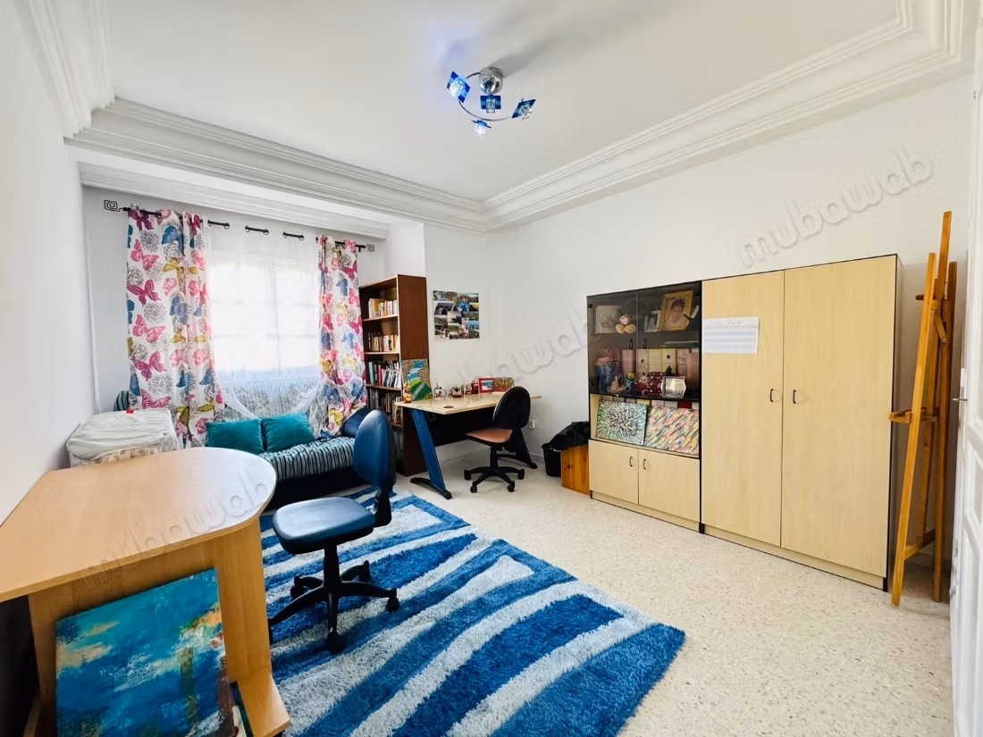 A loué appartement meublé