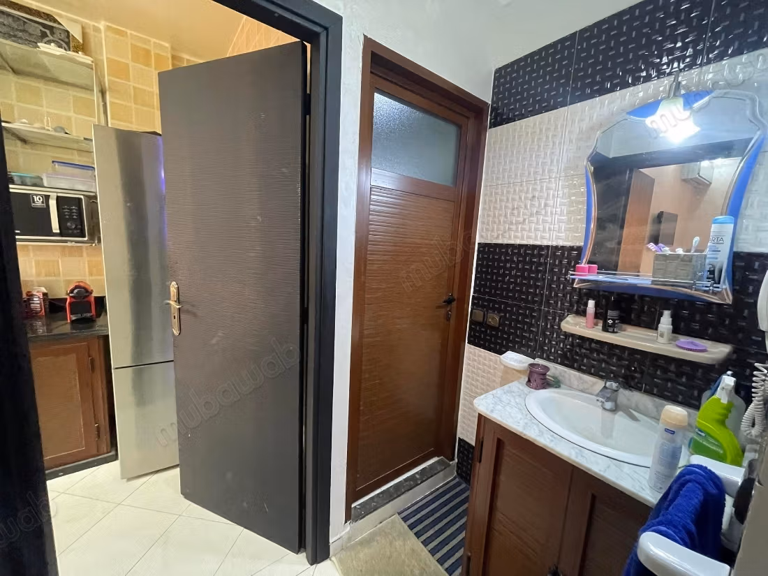 Appartamento arredato con 2 camere da letto a Mabrouka