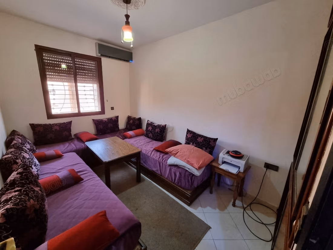 Appartamento arredato con 2 camere da letto a Mabrouka