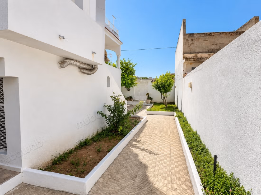Maisonnette à vendre à Ezzahra Lycée