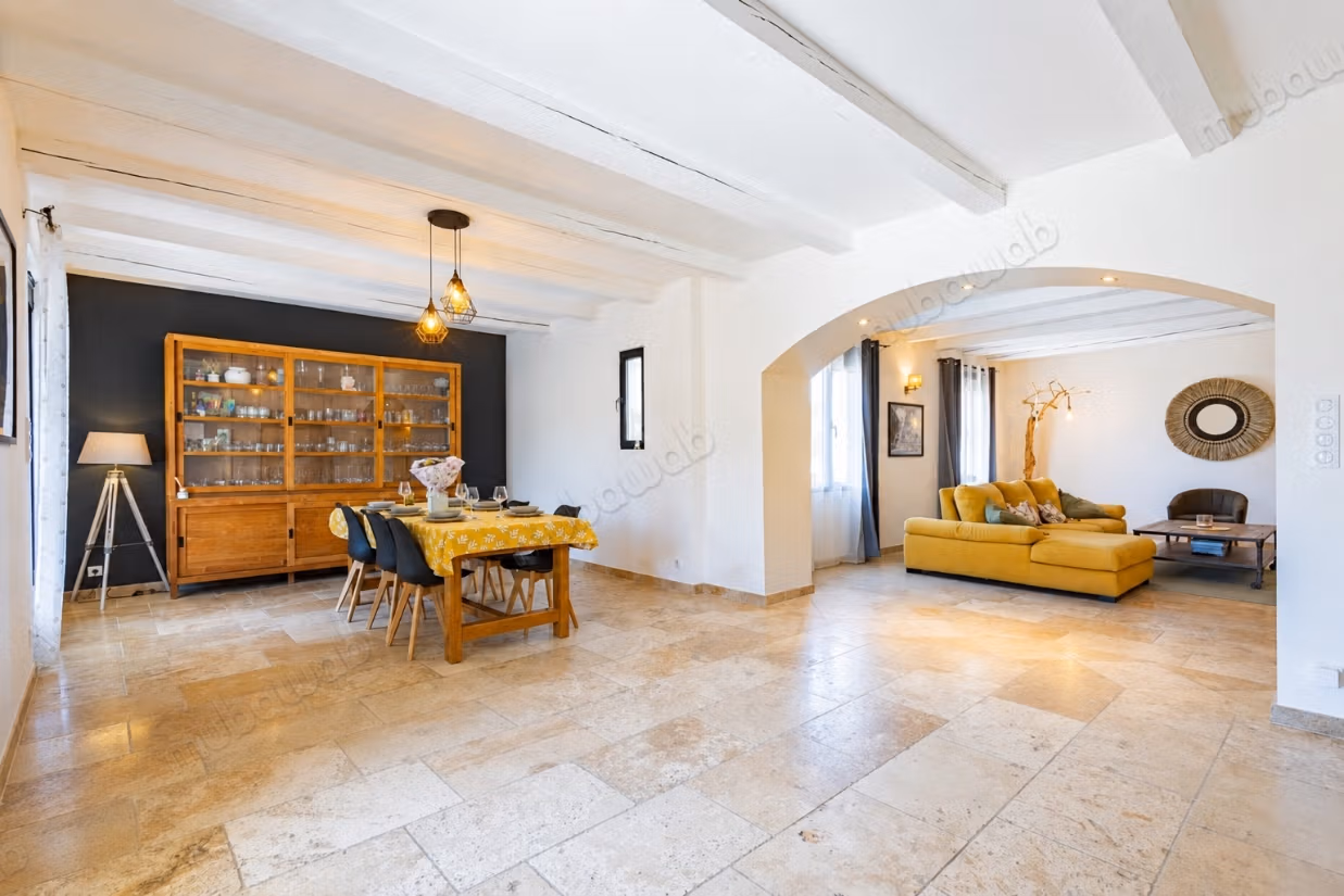 Bellissimo studio di 51M² arredato in affitto, quartiere degli ospedali