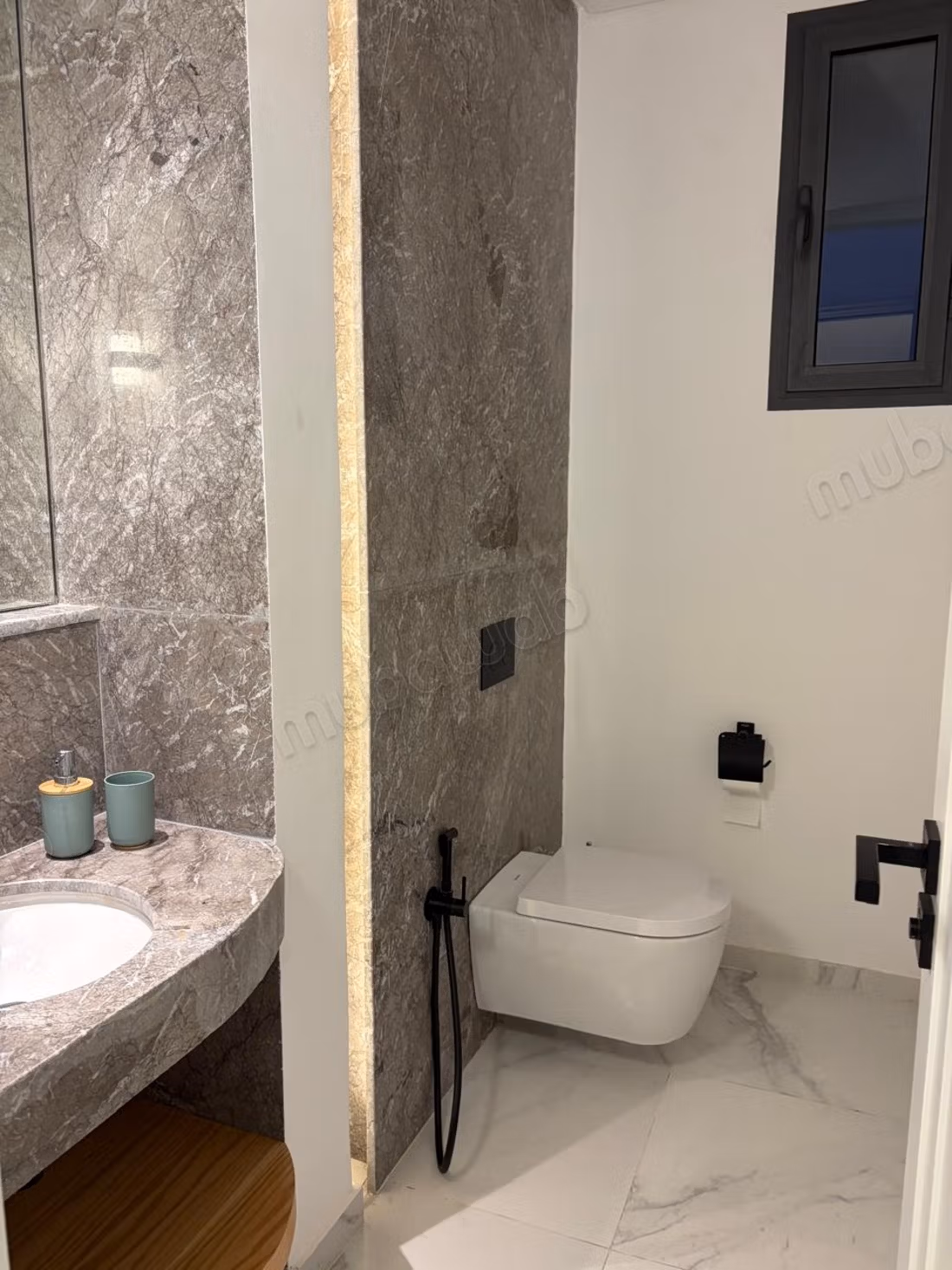 Gemeubileerd appartement te huur Ain Diab Biarritz