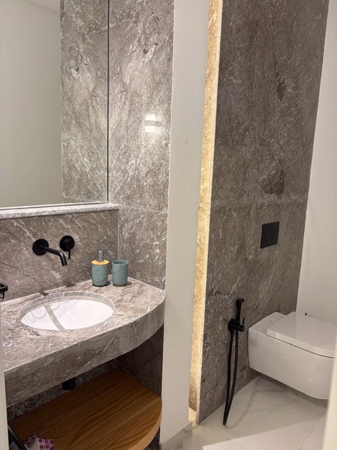 Gemeubileerd appartement te huur Ain Diab Biarritz