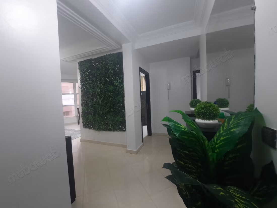 Gemeubeld appartement 9000 dh malabata