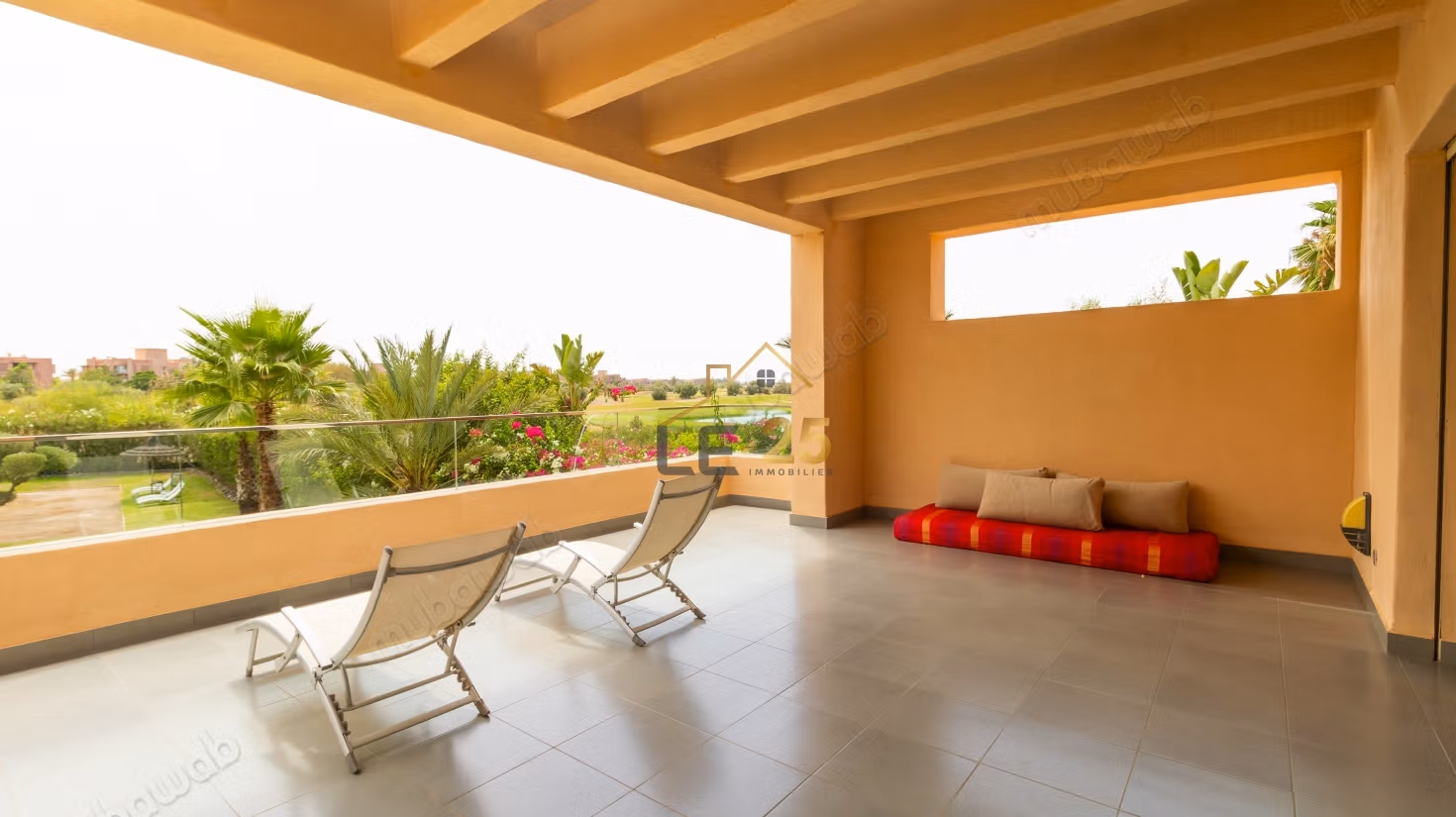 Prestige Villa Without Overlooking in Private Domain