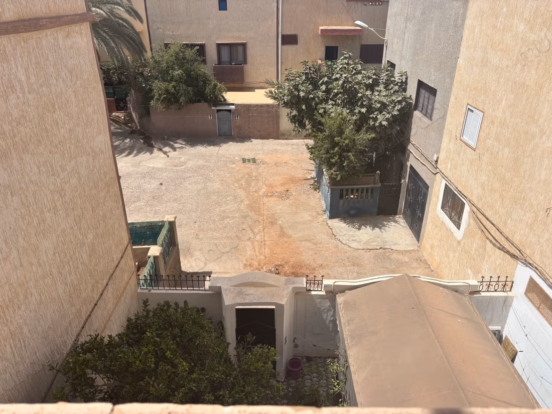 Casa in affitto per le tue vacanze ad Amicales. 2 camere confortevoli. Bellissima terrazza e giardino