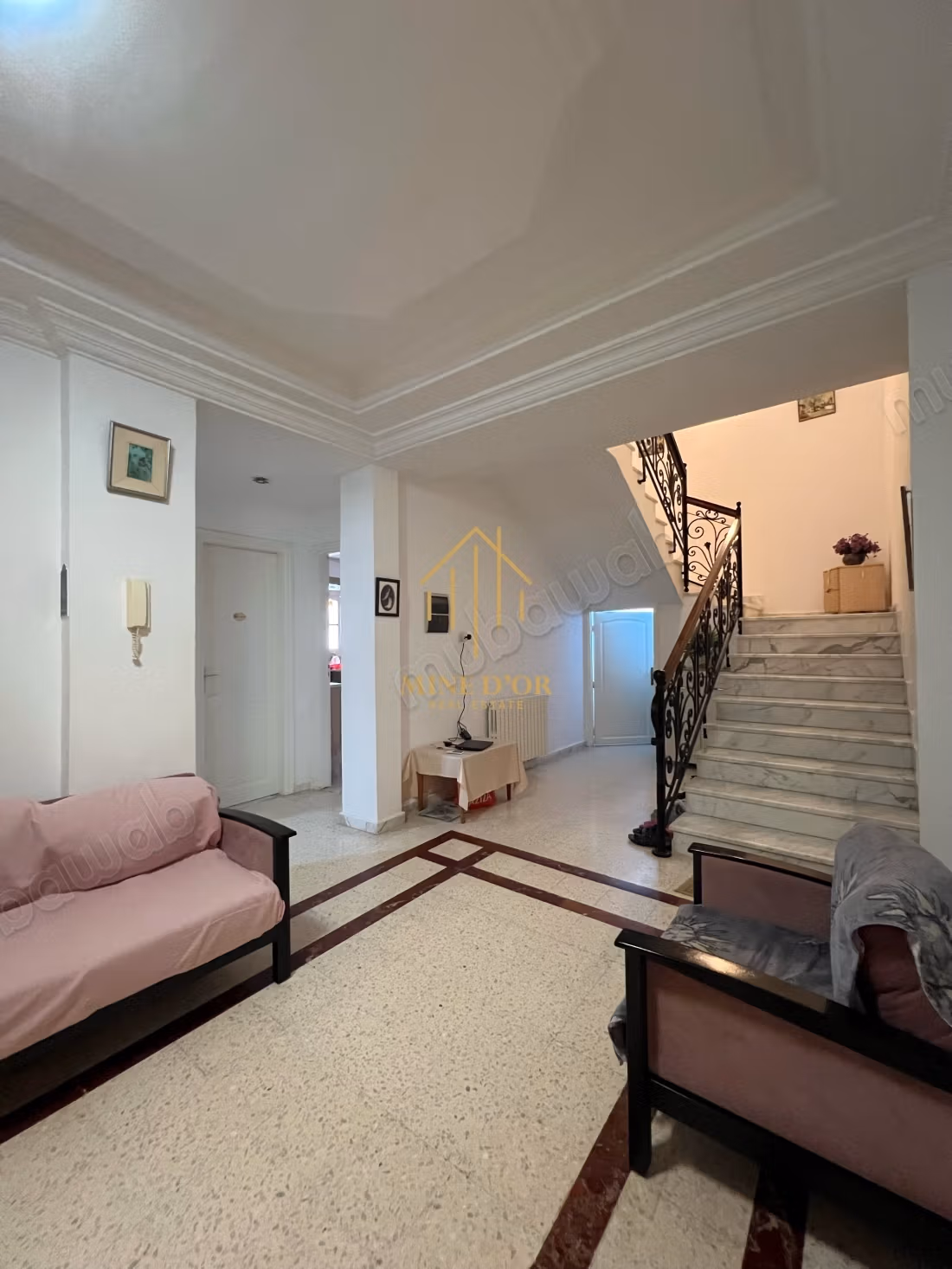 À Vendre une Villa sur deux niveaux à Mnihla